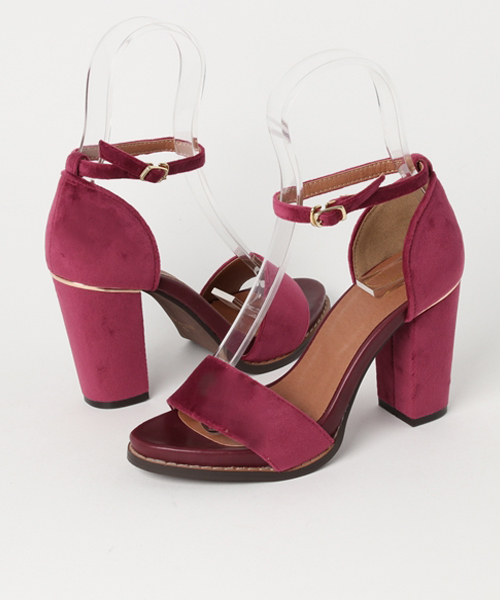 N.(N. Natural Beauty Basic)(エヌエヌナチュラルビューティーベーシック)の「【JJ 10月号掲載】ベロアサンダル(サンダル・レディース・ピンク/ブラック/グレー・MEDIUM/LARGE/SMALL)」の9枚目の写真