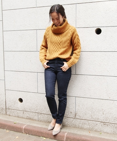 laboratory work（ラボラトリーワーク）の「ケーブルタートルニットプルオーバー（ニット/セーター・レディース・ホワイト/ブラック/イエロー/グレー系その他・MEDIUM）」の13枚目の写真