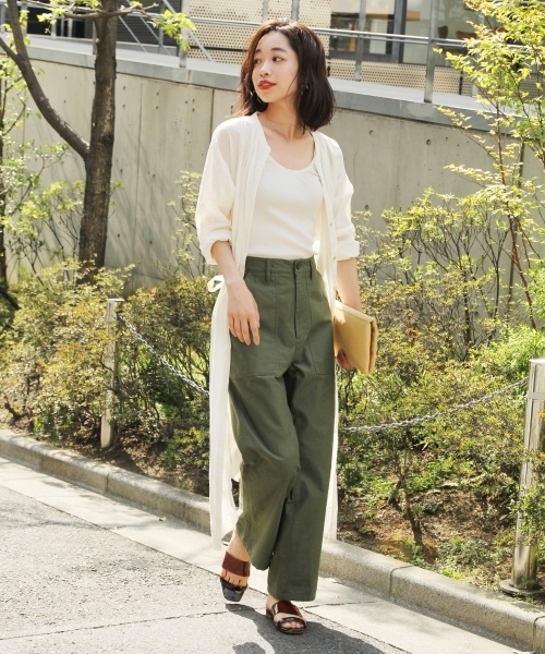 A part by（アパートバイ）の「LiCoワッシャーロングシャツワンピース 790466（ワンピース・レディース・ホワイト/ネイビー/ライトブルー/レッド・FREE）」の2枚目の写真