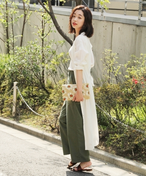 A part by（アパートバイ）の「LiCoワッシャーロングシャツワンピース 790466（ワンピース・レディース・ホワイト/ネイビー/ライトブルー/レッド・FREE）」の14枚目の写真