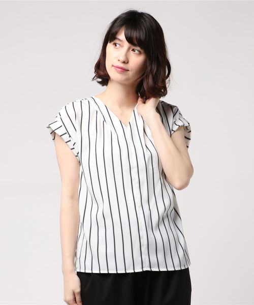 RIVE DROITE（リヴドロワ）の「ストライプタックVネックブラウス（シャツ/ブラウス・レディース・ホワイト/ネイビー・FREE）」の6枚目の写真