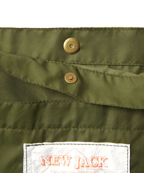 68&brothers(シックスティエイトアンドブラザーズ)の「x NEW JACK BOOGIE Sacoche "MA-1"(ショルダーバッグ・メンズ・カーキ/オリーブ・ONESIZE)」の6枚目の写真