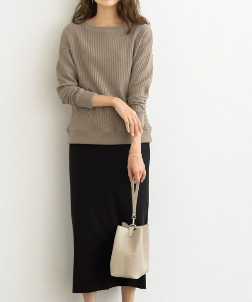 Pierrot（ピエロ）の「ワッフルプルオーバー/サーマル（スウェット・レディース・ブラック/ネイビー/アイボリー/杢グレー/レンガ/モカ/ブルー系その他・M/L）」の10枚目の写真