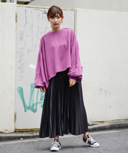 apres jour（アプレジュール）の「パイピングオーバースウェット【ZOZOTOWN限定アイテム】（スウェット・レディース・ベージュ/パープル/ライトブラウン・フリー）」の5枚目の写真
