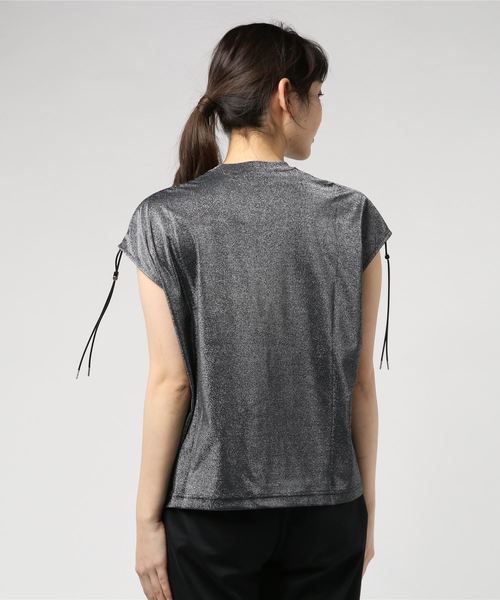 JOHN LAWRENCE SULLIVAN（ジョンローレンスサリバン）の「GATHERED SLEEVELESS TOP（Tシャツ/カットソー・レディース・ブラック/ベージュ・MEDIUM）」の4枚目の写真