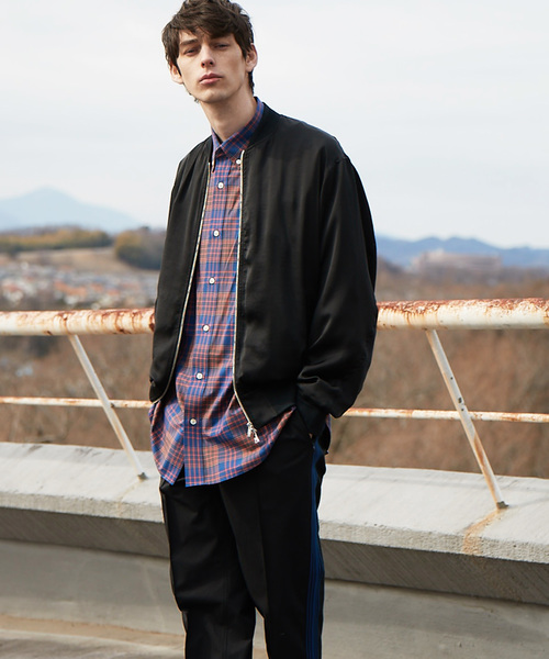 MAISON SPECIAL(メゾンスペシャル)の「テックファブリックオーバーサイズサテンブルゾン 【MAISON SPECIAL/メゾンスペシャル】(ブルゾン・メンズ・ブラック/ベージュ/ラベンダー・44/46/48)」の10枚目の写真