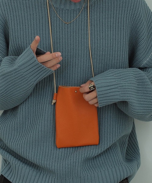 B:MING by BEAMS(ビーミングバイビームス)の「B:MING by BEAMS / レザー サコッシュ ポーチ(ボディバッグ/ウエストポーチ・メンズ・ブラック/ブラウン系その他3/グリーン系その他/ライトグレー/ベージュ/オレンジ/ブラウン・ONE SIZE)」の12枚目の写真