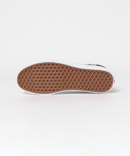 URBAN RESEARCH ROSSO MEN（アーバンリサーチロッソメン）の「VANS　OLD SKOOL（スニーカー・メンズ・ブラック系その他・8/10/9）」の3枚目の写真