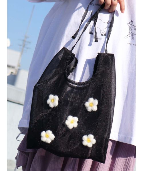 merry jenny(メリージェニー)の「咲いたミニマルシェbag(ハンドバッグ・レディース・レッド/オフホワイト/ブラック・FREE)」の3枚目の写真