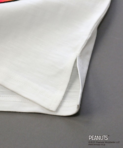 SNOOPY(スヌーピー)の「SNOOPY/スヌーピー サーフ半袖Tシャツ(Tシャツ/カットソー・キッズ・ホワイト/チャコールグレー/サックスブルー・130cm/100cm/90㎝/110cm/120cm/90cm/140cm)」の12枚目の写真