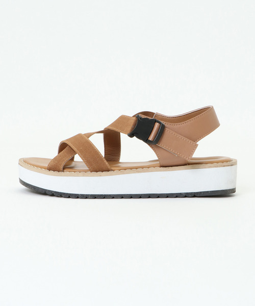 ikka(イッカ)の「ゴムベルトスポサン(サンダル・レディース・ブラック/ベージュ・L/M)」の3枚目の写真