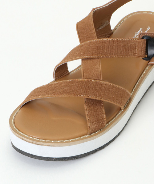 ikka(イッカ)の「ゴムベルトスポサン(サンダル・レディース・ブラック/ベージュ・L/M)」の6枚目の写真