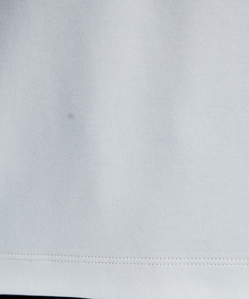 RECENCY OF MINE（リーセンシー オブ マイン）の「【Recency of Mine】抗菌防臭シルケットVネック　半袖Tシャツ（Tシャツ/カットソー・メンズ・アイボリー/ブルー/カーキ/ライトグレー・48/44/46/50）」の8枚目の写真