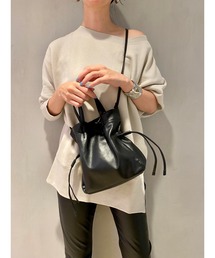 SHENERY | レザー巾着ショルダーバッグ(ショルダーバッグ)