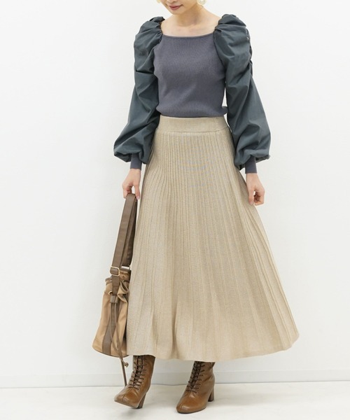 archives(アルシーヴ)の「ボリュームスリーブリブニットプルオーバー(ニット/セーター・レディース・ブルー/ベージュ/ブラウン/オフホワイト/パープル・MEDIUM)」の8枚目の写真