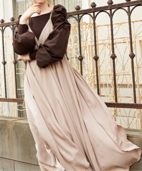 archives(アルシーヴ)の「ボリュームスリーブリブニットプルオーバー(ニット/セーター・レディース・ブルー/ベージュ/ブラウン/オフホワイト/パープル・MEDIUM)」の6枚目の写真