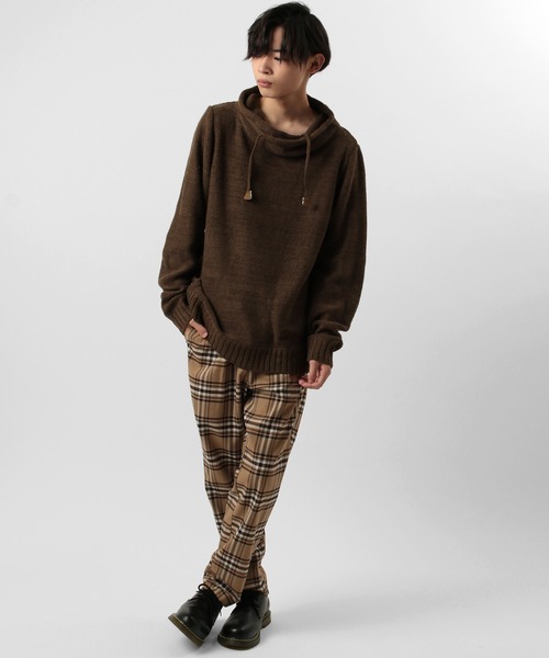 make a ray!（メイク ア レイ！）の「ミドルゲージ変形タートルミックスニット（ニット/セーター・メンズ・ベージュ/グレー/オフホワイト/ブラウン/ネイビー・L/M/XL）」の22枚目の写真