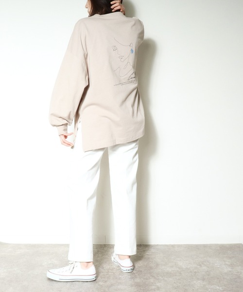 salle de bal POUR TOUS(サルデバルプールトゥス)の「【 ZOZO限定 】 アートプリントビッグプルオーバー・・(Tシャツ/カットソー・レディース・ブラック/オフホワイト/グレイッシュベージュ・FREE)」の17枚目の写真