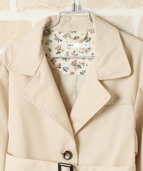 ikka（イッカ）の「【キッズ】ボリュームスリーブトレンチコート（120~160cm）（トレンチコート・キッズ・ベージュ系その他・120/130/140/150/160）」の3枚目の写真