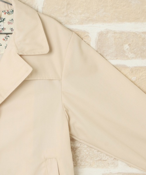 ikka（イッカ）の「【キッズ】ボリュームスリーブトレンチコート（120~160cm）（トレンチコート・キッズ・ベージュ系その他・120/130/140/150/160）」の5枚目の写真