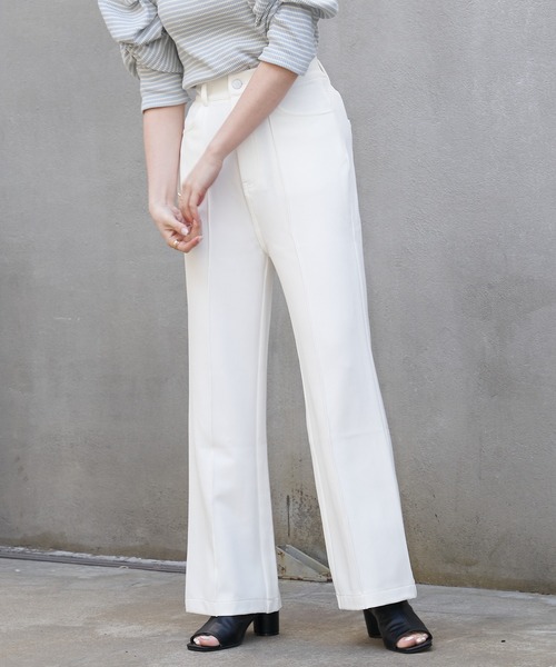 Chico（チコ）の「ハイウエストスラックスパンツ（スラックス・レディース・ホワイト/ライム/ブラック/サーモンピンク・FREE）」の2枚目の写真