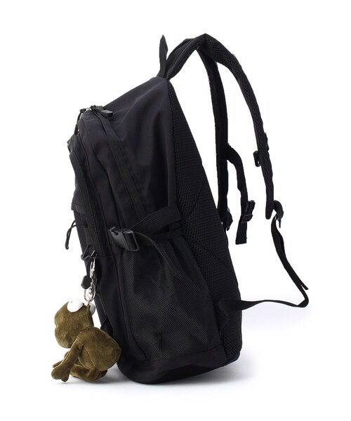 Ober Tashe（オーバータッシェ）の「【多収納/通学/リュック】チャーム付き万能デイパック（バックパック/リュック・レディース・ブラック/その他・FREE）」の6枚目の写真