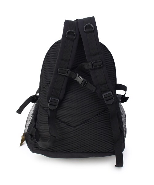 Ober Tashe（オーバータッシェ）の「【多収納/通学/リュック】チャーム付き万能デイパック（バックパック/リュック・レディース・ブラック/その他・FREE）」の10枚目の写真