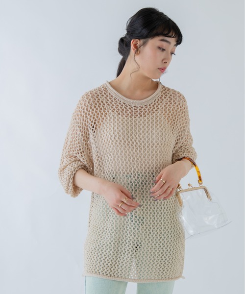ANGIE(アンジー)の「透かし編みメッシュチュニックニット(ニット/セーター・レディース・ブラック/ベージュ/オフホワイト/オレンジ・FREE)」の3枚目の写真