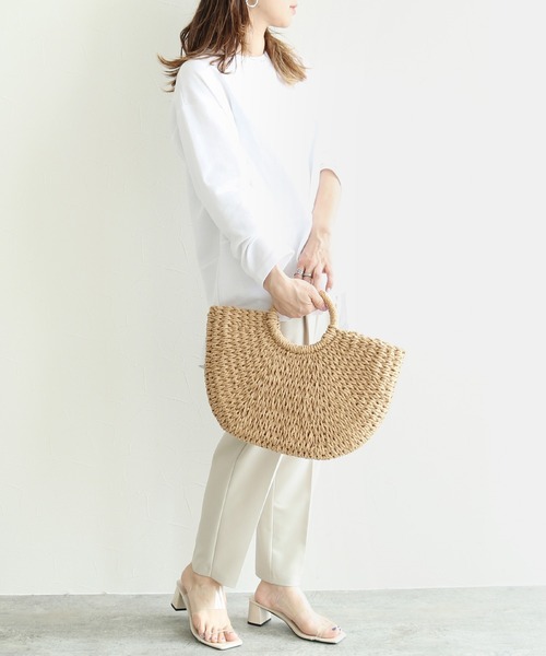 reca（レカ）の「雑材バッグ ハーフムーントート（ハンドバッグ・レディース・ブラック/ベージュ/グレイッシュベージュ・ONE SIZE）」の13枚目の写真