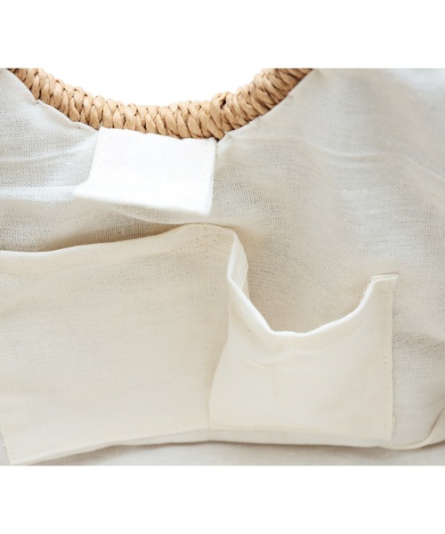 reca（レカ）の「雑材バッグ ハーフムーントート（ハンドバッグ・レディース・ブラック/ベージュ/グレイッシュベージュ・ONE SIZE）」の19枚目の写真