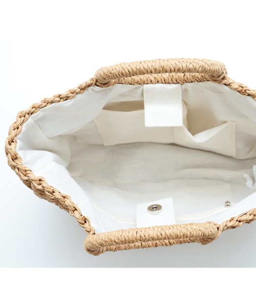 reca（レカ）の「雑材バッグ ハーフムーントート（ハンドバッグ・レディース・ブラック/ベージュ/グレイッシュベージュ・ONE SIZE）」の15枚目の写真