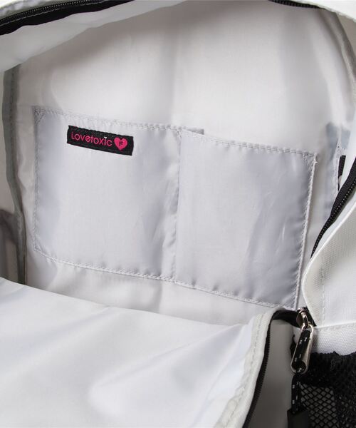 LOVETOXIC（ラブトキシック）の「ビッグメッシュポケットデイパック