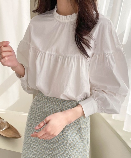 DAY CLOSET(デイ クローゼット)の「レディース リバーシブルで使える2WAYビッグカラーフリルブラウス(シャツ/ブラウス・レディース・ラベンダー/ホワイト・ONE SIZE)」の3枚目の写真