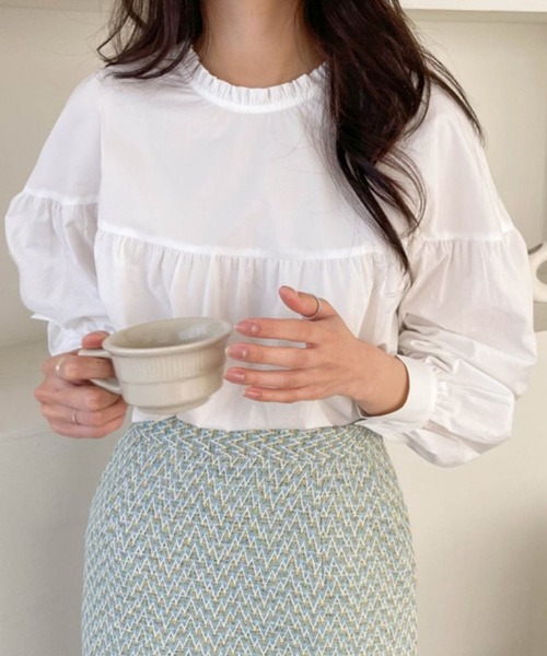 DAY CLOSET(デイ クローゼット)の「レディース リバーシブルで使える2WAYビッグカラーフリルブラウス(シャツ/ブラウス・レディース・ラベンダー/ホワイト・ONE SIZE)」の4枚目の写真