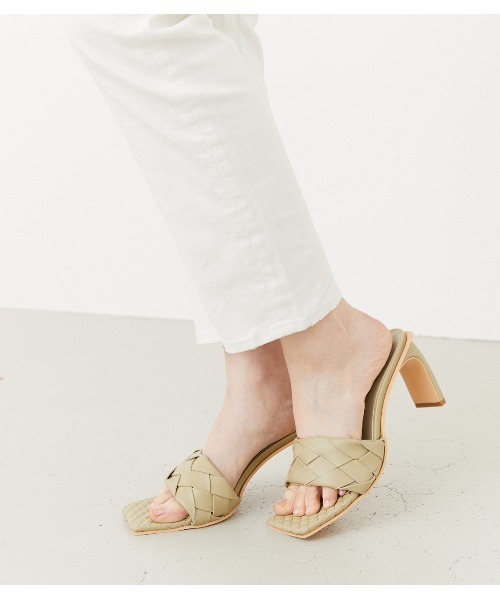 rienda（リエンダ）の「ストレートカラーデニムパンツ（デニムパンツ・レディース・ホワイト/ブラウン・24inch/25inch/26inch）」の8枚目の写真