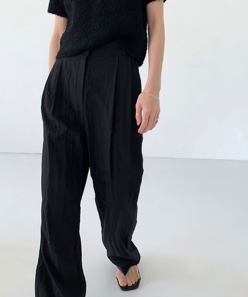 me+em select（ミームセレクト）の「ワッシャータックワイドスラックス（スラックス・レディース・ベージュ/ブラック/カーキ/チャコールグレー・SMALL/MEDIUM）」の11枚目の写真