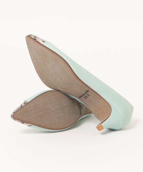 NEUE THE MARKET（ノイエザマーケット）の「ポインテッドトゥデザインパンプス/91511B【日本製】（パンプス・レディース・ブルー・22.5cm/23cm/23.5cm/24cm/24.5cm）」の3枚目の写真