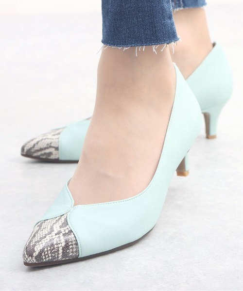 NEUE THE MARKET（ノイエザマーケット）の「ポインテッドトゥデザインパンプス/91511B【日本製】（パンプス・レディース・ブルー・22.5cm/23cm/23.5cm/24cm/24.5cm）」の4枚目の写真
