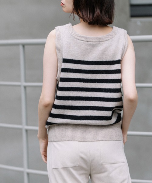 Munich(ミューニック)の「【2枚SET】エキストラファインメリノウールジャージー アンサンブルニット(ニット/セーター・レディース・ブラック/ベージュ/ブラウン系その他/ベージュ×ブラック・FREE)」の13枚目の写真