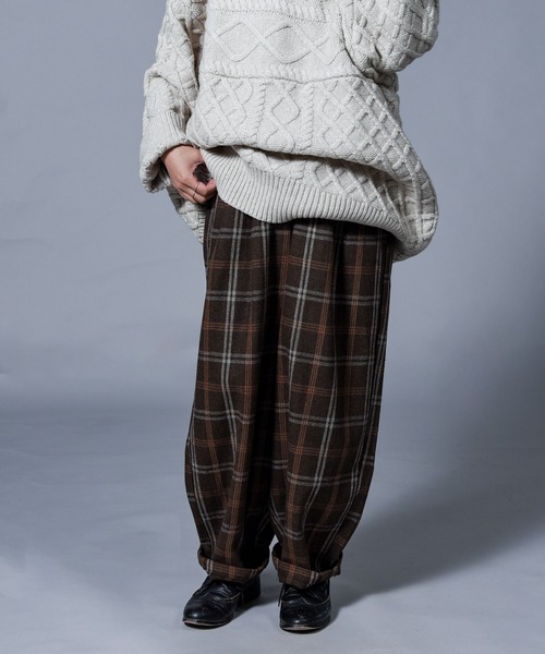 folka（フォルカ）の「【folka（フォルカ）】チェックサーカスパンツ（その他パンツ・レディース・ネイビー/グレー/ブラウン・M/L）」の13枚目の写真