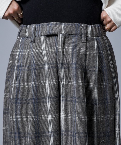 folka（フォルカ）の「【folka（フォルカ）】チェックサーカスパンツ（その他パンツ・レディース・ネイビー/グレー/ブラウン・M/L）」の4枚目の写真