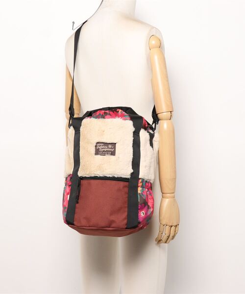 チチカカ（チチカカ）の「ファー巾着ショルダーバッグ（ショルダーバッグ・レディース・ブラック/ブラウン/ブルー・FREE）」の8枚目の写真