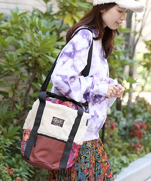 チチカカ（チチカカ）の「ファー巾着ショルダーバッグ（ショルダーバッグ・レディース・ブラック/ブラウン/ブルー・FREE）」の13枚目の写真