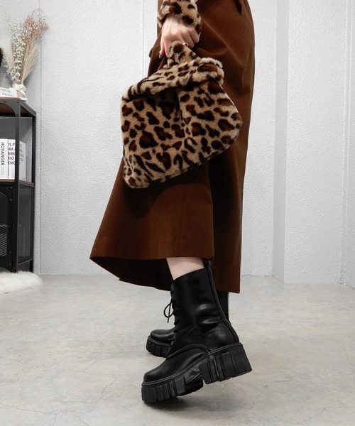 minia(ミニア)の「トラックソールコンバットブーツ ◆(ブーツ・レディース・ブラック/アイボリー・23.5cm/24.5cm/23.0cm/24.0cm)」の8枚目の写真