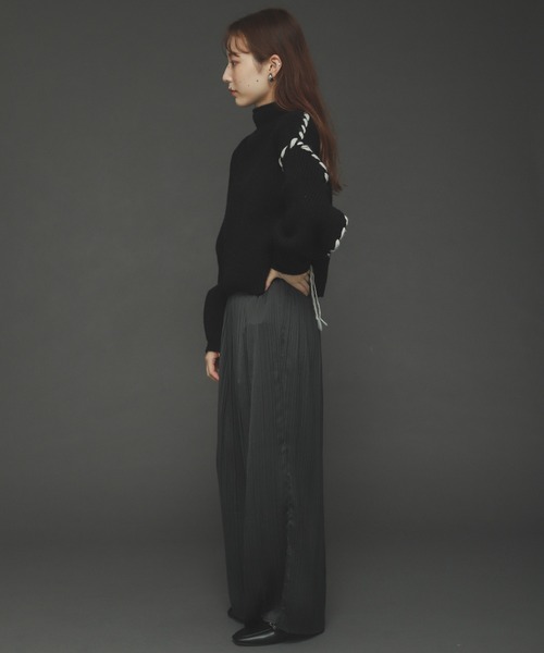 SENSE OF PLACE by URBAN RESEARCH（センスオブプレイスバイアーバンリサーチ）の「ハンドステッチショートセーター（ニット/セーター・レディース・アイボリー/ピンクベージュ/ブラック/カーキ・ONE）」の11枚目の写真