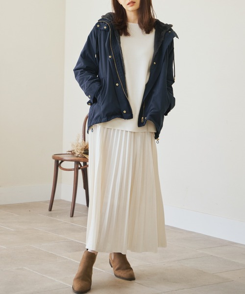 ikka(イッカ)の「ベロアプリーツスカート(スカート・レディース・オフホワイト/グリーン/ブルー・M/L)」の11枚目の写真