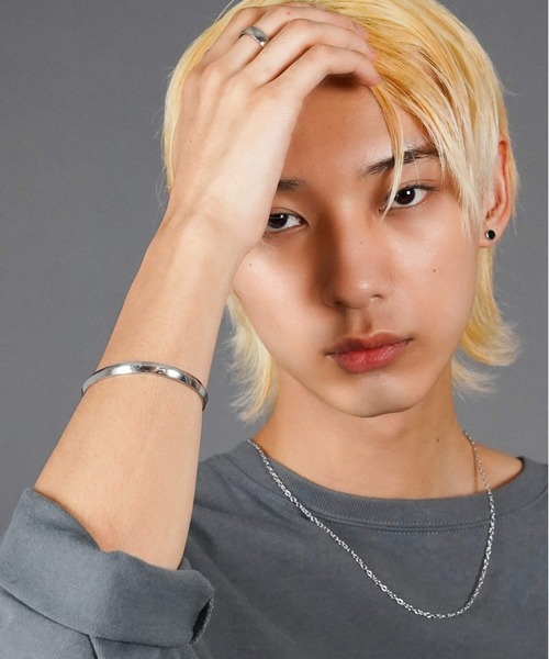 LION HEART（ライオンハート）の「【LION HEART】LH－1 WEB限定 甲丸バングル / ストレートラインバングル / スクエアバングル / ケンワンバングル /サージカルステンレス シルバー メンズギフト/誕生日/クリスマス/プレゼント/ペアアクセ（バングル/リストバンド・メンズ・シルバー/ブラック/シルバー系その他/シルバー系その他3/シルバー系4/シルバー系その他5/シルバー系その他6・FREE）」の16枚目の写真