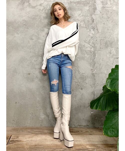 GYDA(ジェイダ)の「2WAY ラインニットトップス(ニット/セーター・レディース・オフホワイト/グレー/ブラック/ベージュ・FREE)」の6枚目の写真