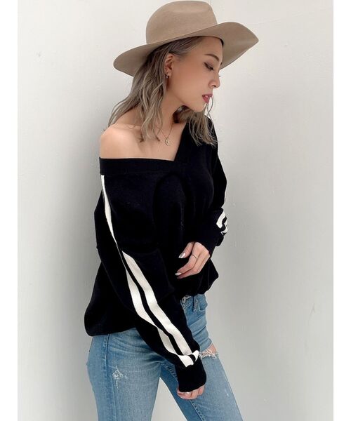 GYDA(ジェイダ)の「2WAY ラインニットトップス(ニット/セーター・レディース・オフホワイト/グレー/ブラック/ベージュ・FREE)」の20枚目の写真