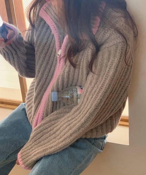 MANGROVE(マングローブ)の「ケーブルニットブルゾン(ブルゾン・レディース・ライトグレー/イエロー/グレー・FREE)」の18枚目の写真